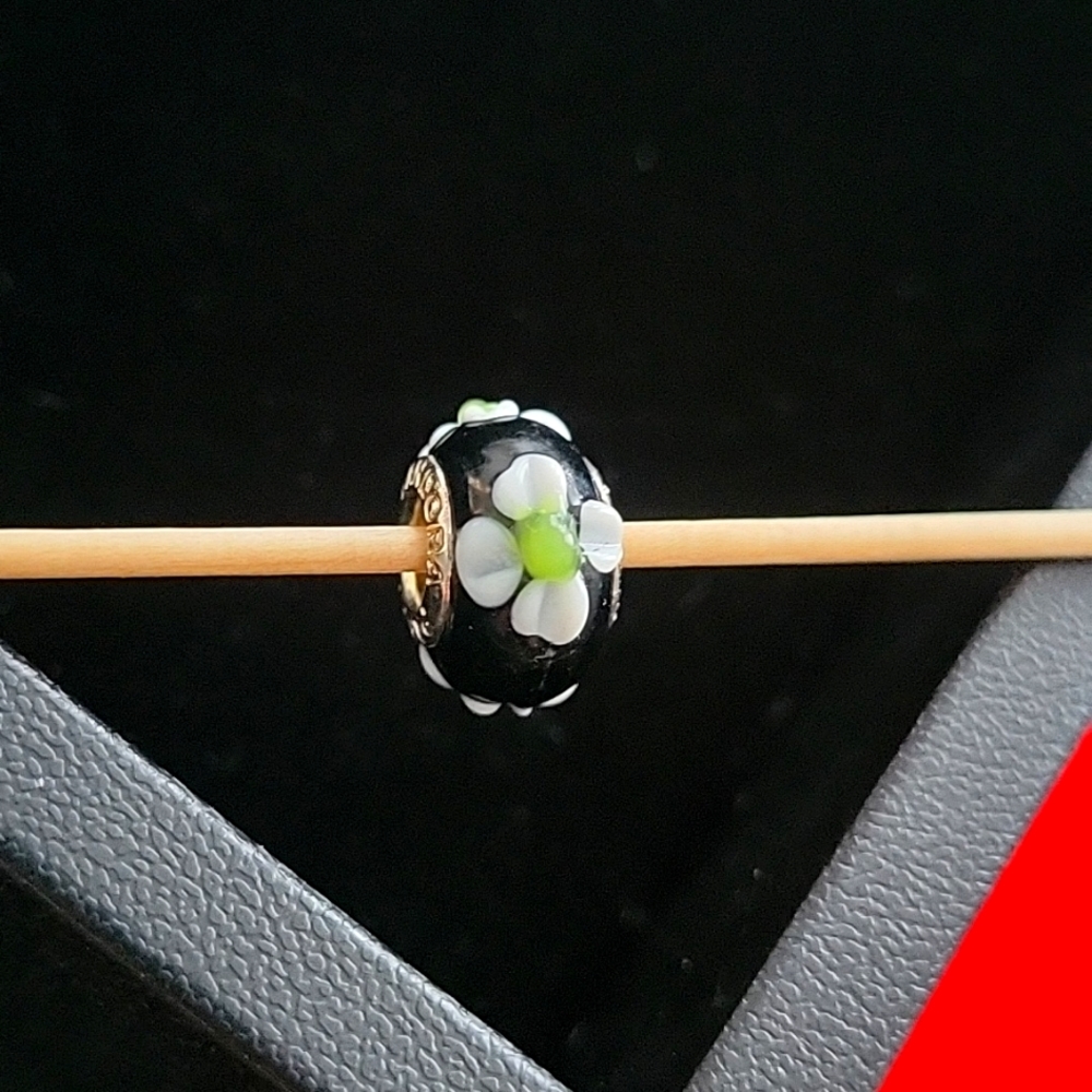 Pandora charm 925 sterling silver Lampworked